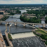 Saint Anthony Falls, Minneapolis, Minnesota, USA