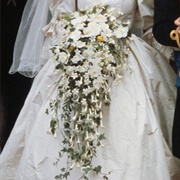 Long, Cascading Bouquet