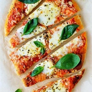 Mozzarella Naan Pizza