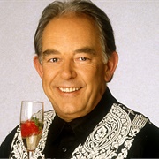 Robin Leach