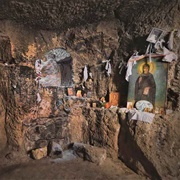 Agia Solomoni Catacomb