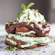 French Toast With Mint Cream