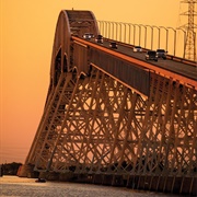 Rainbow Bridge, Texas