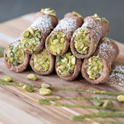 Crushed Pistachio Cannoli