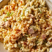 Scrambled Egg With Tuna and Macaroni