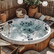 Jacuzzi