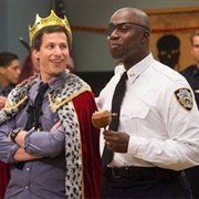 Brooklyn Nine-Nine: Halloween (S1, Ep. 6)