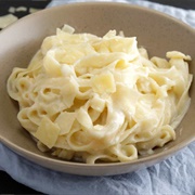 Fettuccine Al Formaggio