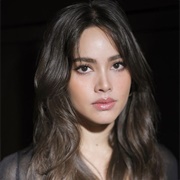 Urassaya Sperbund