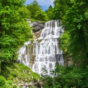 Cascades Du Hérisson, France