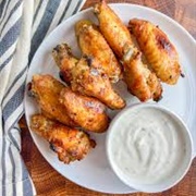 Wings With Bierkäse Sauce