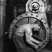 Power House Mechanic Working on a Steam Pump (Lewis Hine)