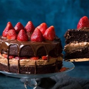 Chocolate Strawberry Cake