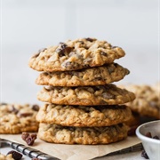 Soft Chewy Oatmeal Raisin Cookies