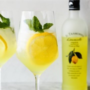 Lemon Liqueur With Diet Lemonade