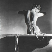 Mainbocher Corset (Horst P. Horst)