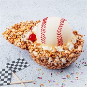 Cracker Jack Cookie Sundae (Candy Jack Cookie Sundae)