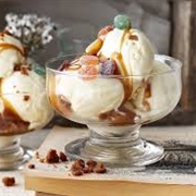 Gingerbread Cookie Sundae