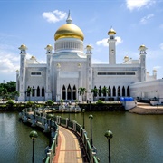 Sultan Omar Ali Saifuddin Mosque