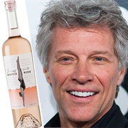 Jon Bon Jovi – Diving Into Hampton Water