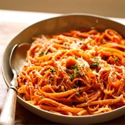 Linguine With Tomato Sauce