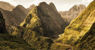 Lonely Planet&#39;s Top Experiences and Sights in R&#233;union