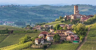 Lonely Planet&#39;s Top Experiences and Sights in Italy: Langhe, Roero &amp; Monferrato