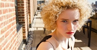 Julia Garner