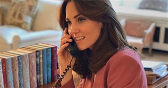 Books on the Duchess of Cambridge&#39;s Desk