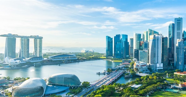 Lonely Planet's Top Experiences and Sights in Singapore